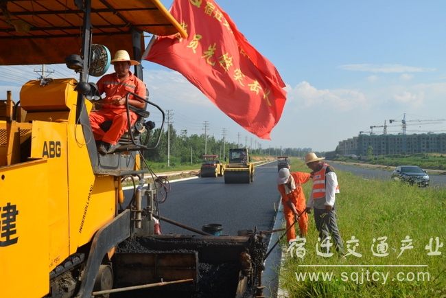 水杉大道瀝青路面攤鋪-001.JPG